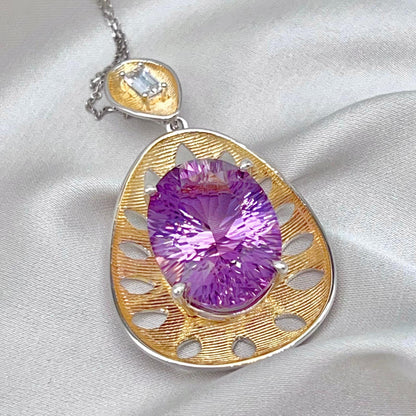 Contemporary Cocktail. Necklace in Amethyst in Oval Shape in Silver 925