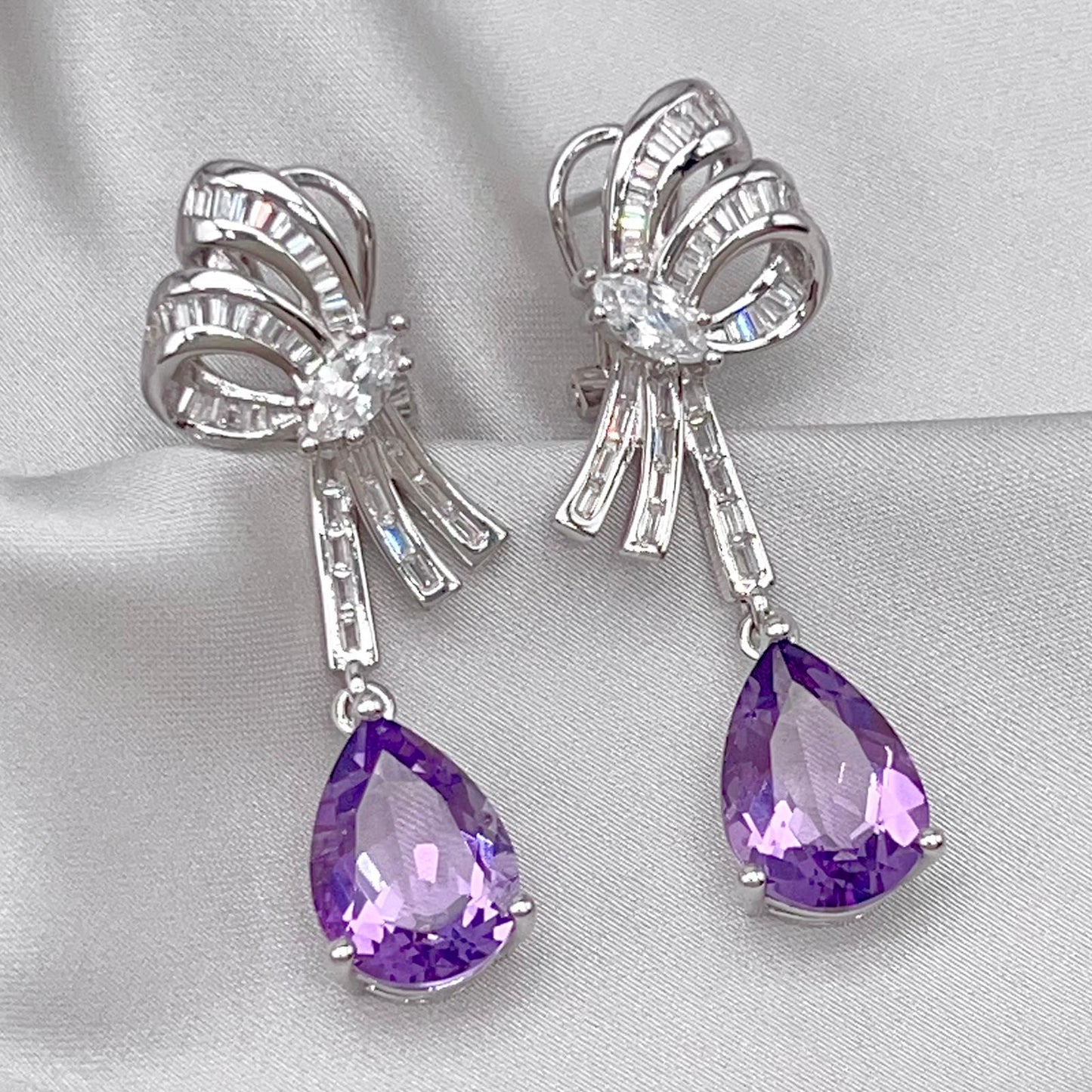Contemporary Cocktail. Earring of Amethyst in Silver 925