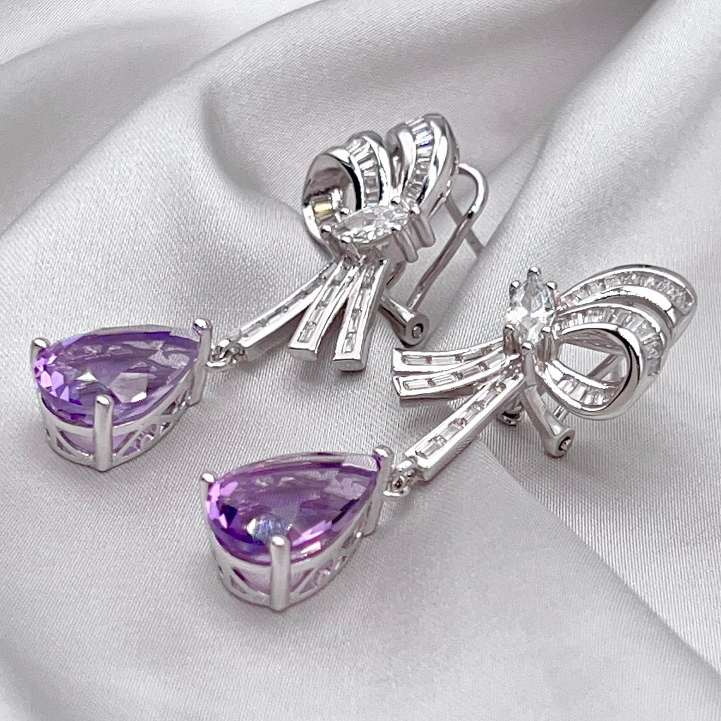 Contemporary Cocktail. Earring of Amethyst in Silver 925