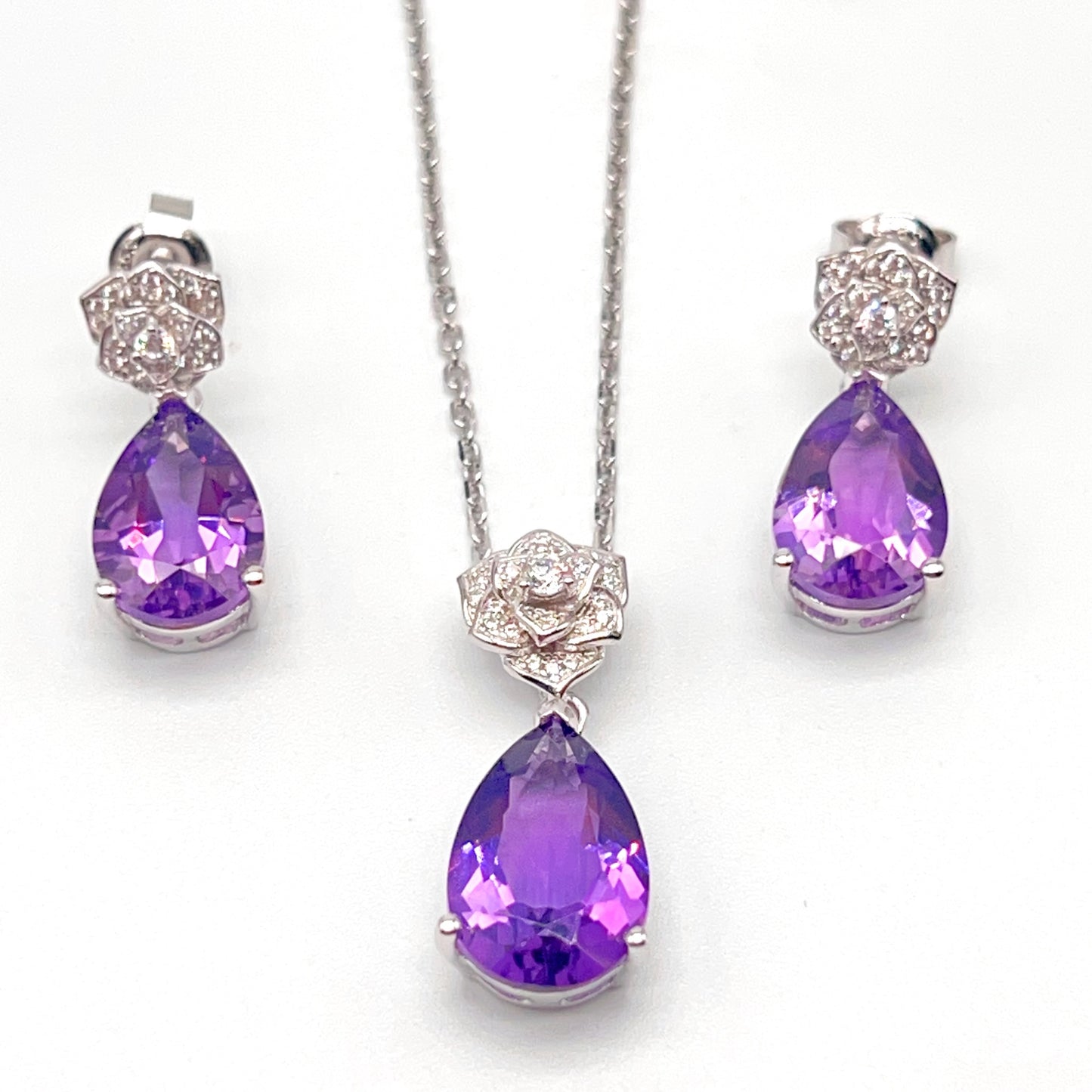 Contemporary Cocktail. Set of Amethyst in Silver 925. Camellia