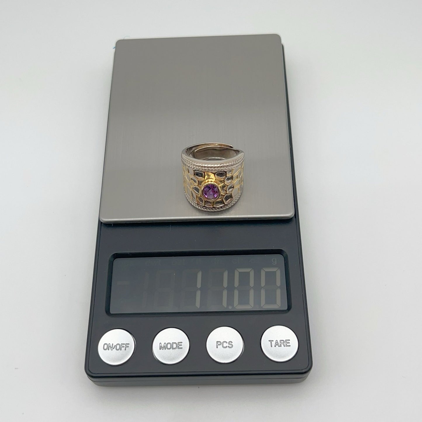 Retro Wind. Ring of Amethyst in Silver 925 .Golden Circle