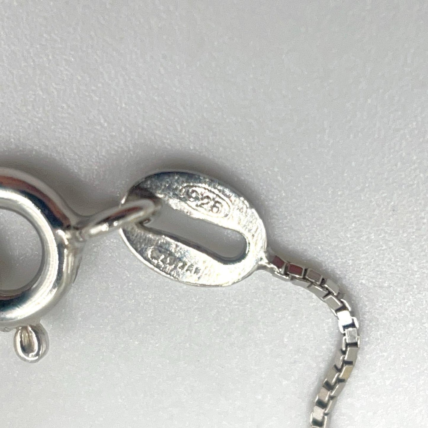 Pendant and ring in silver with amethyst